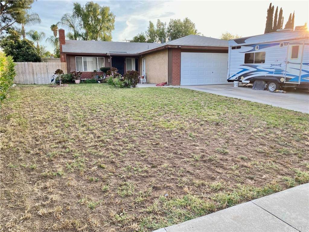 3044 Amsterdam Drive - Photo 1