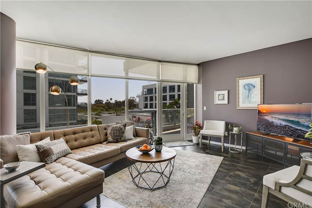 400 Ocean Boulevard - Photo 1