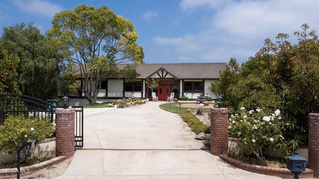 5249 Creston Lane - Photo 1