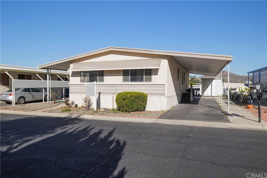 3700 Buchanan Street - Photo 1