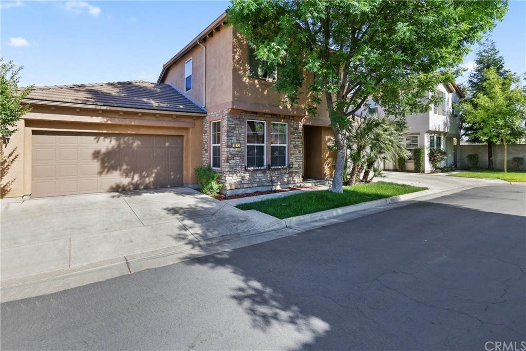 1422 Selva Court - Photo 1