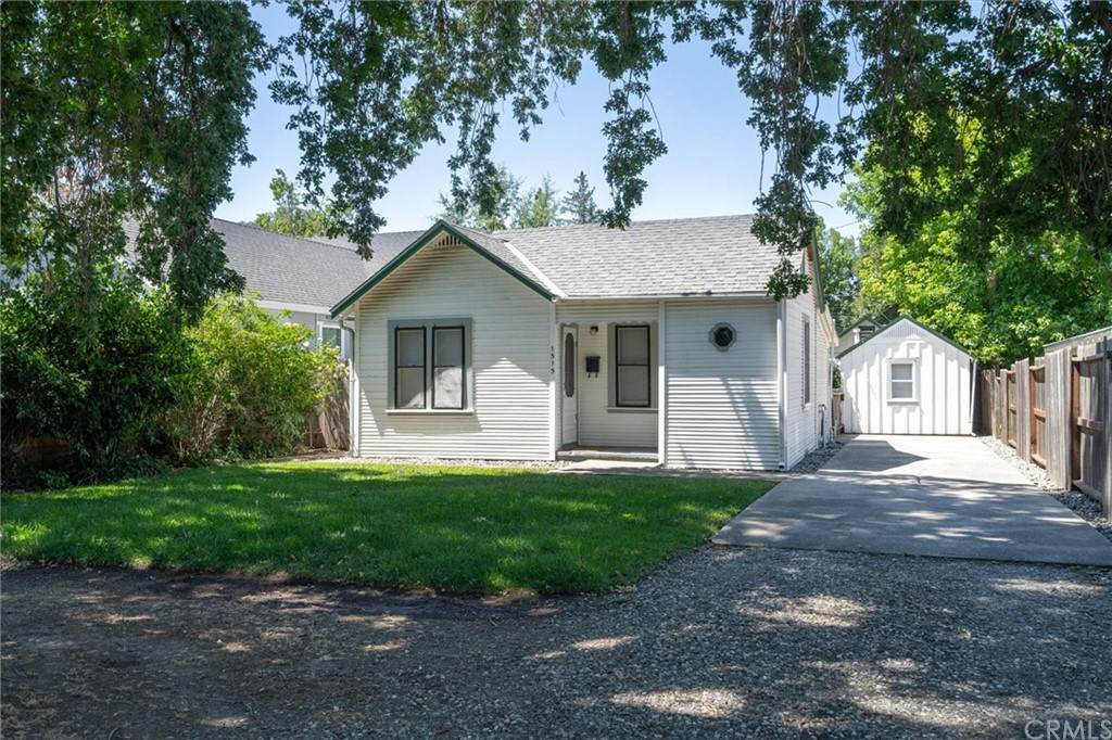1515 Spruce Avenue - Photo 1