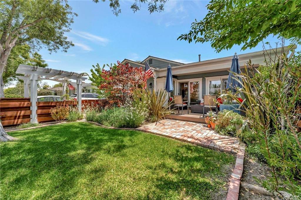 2674 Redlands Drive - Photo 1