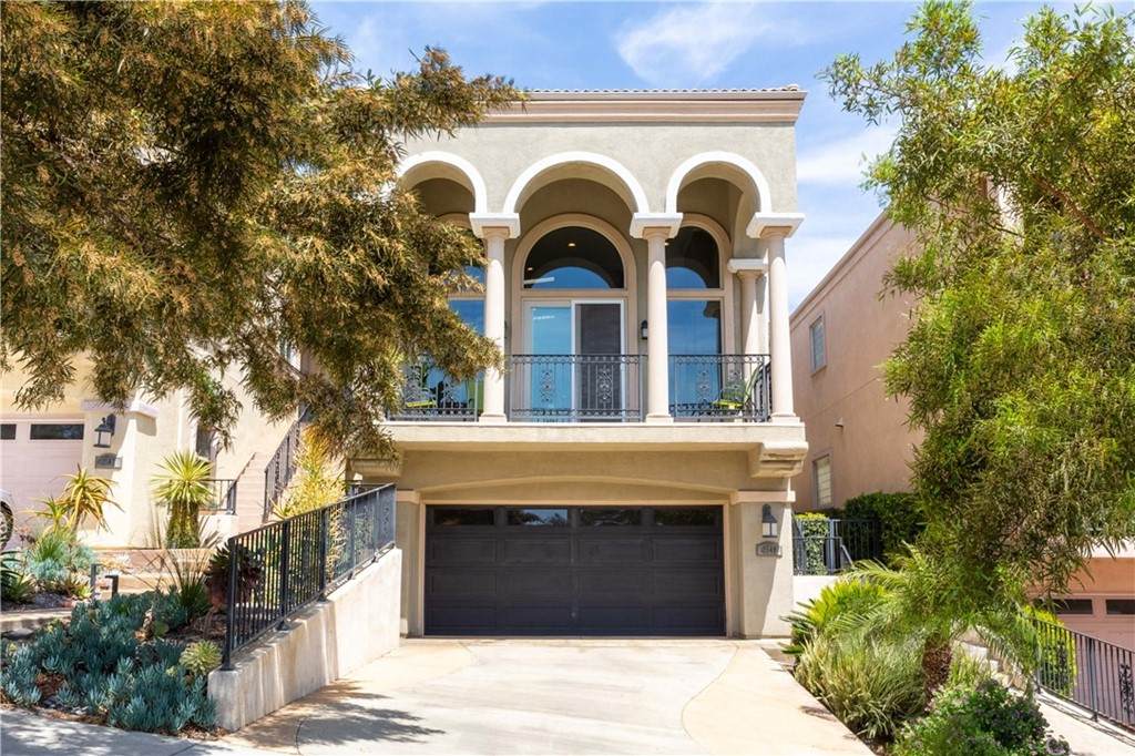 2540 Gundry - Photo 1