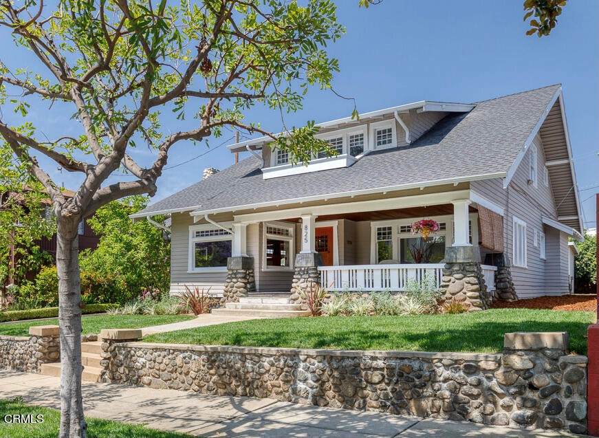 825 Brent Avenue - Photo 1