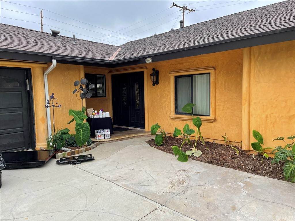 1940 Hodson Avenue - Photo 1