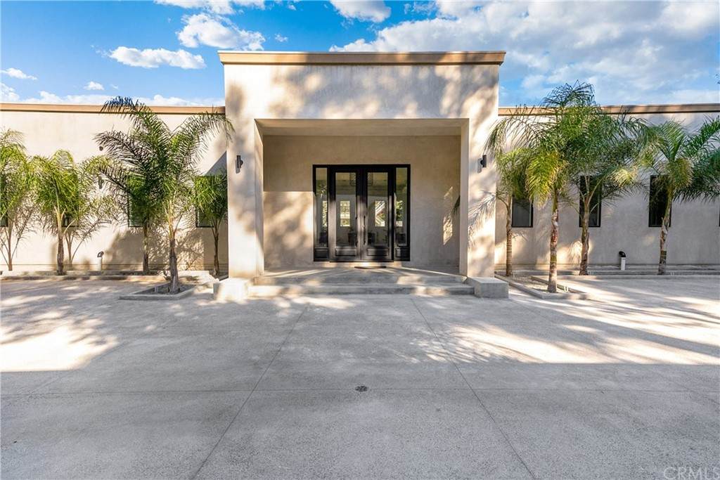2220 Skyline Drive - Photo 1