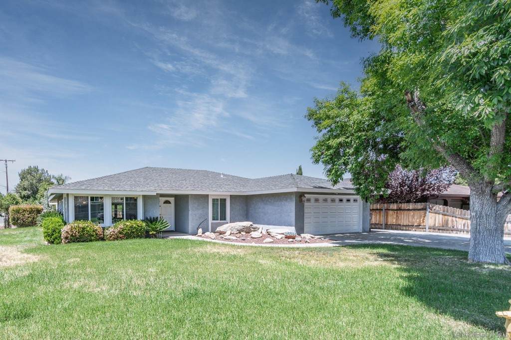 26489 Larkspur St - Photo 1