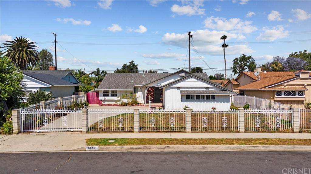 8559 Bothwell Road - Photo 1
