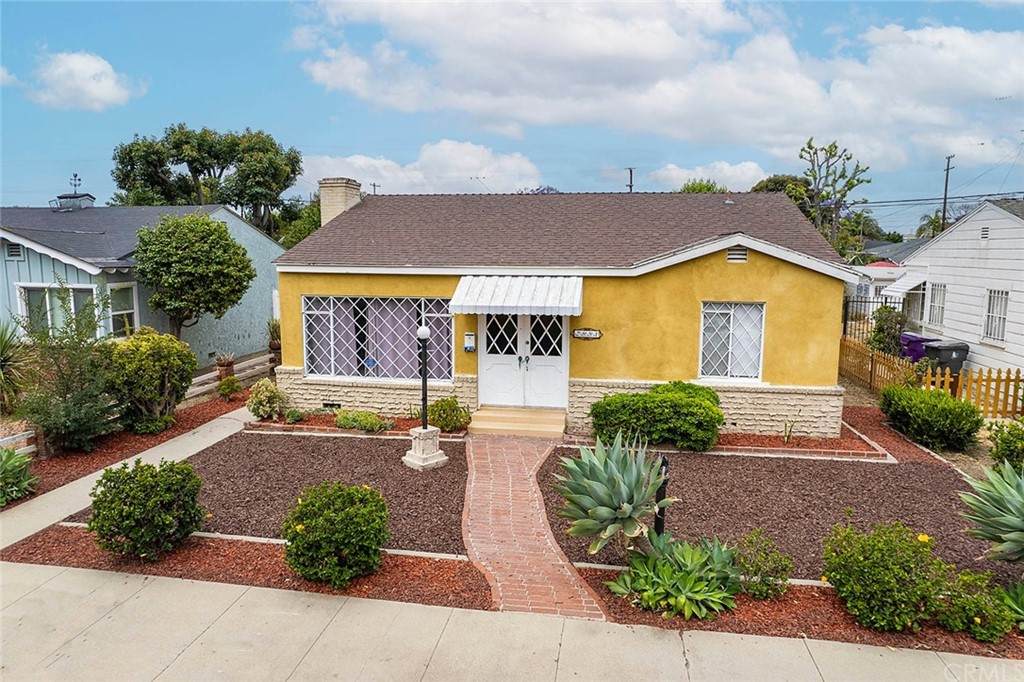 2851 Daisy Ave - Photo 1