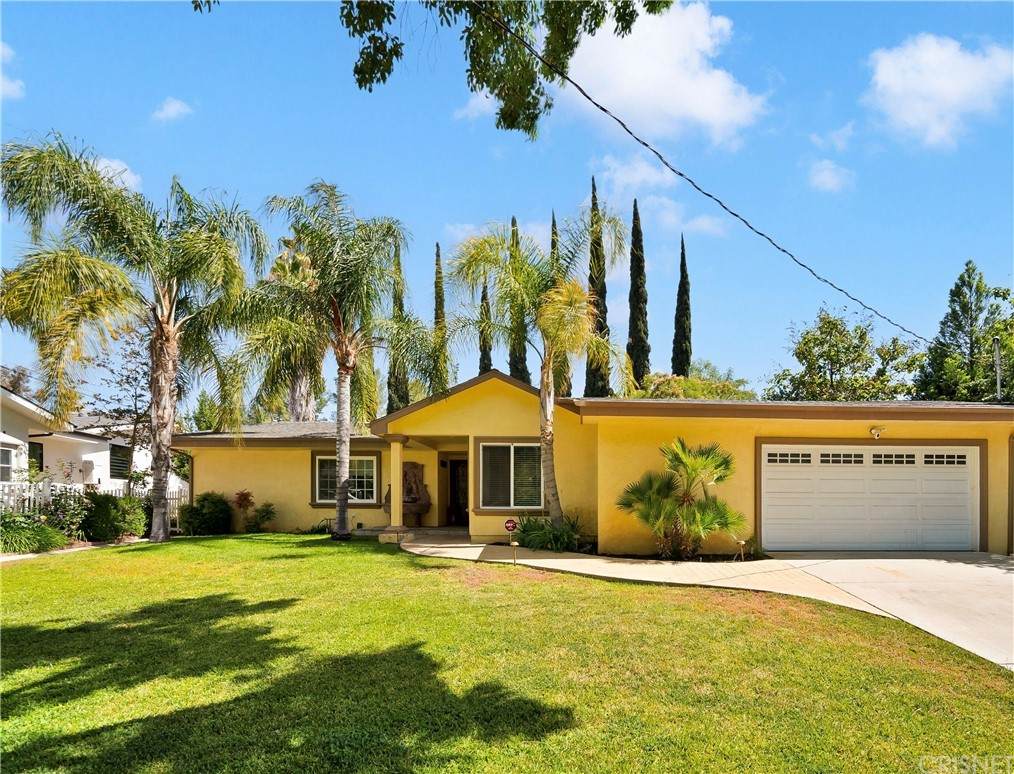 24100 Philiprimm Street - Photo 1