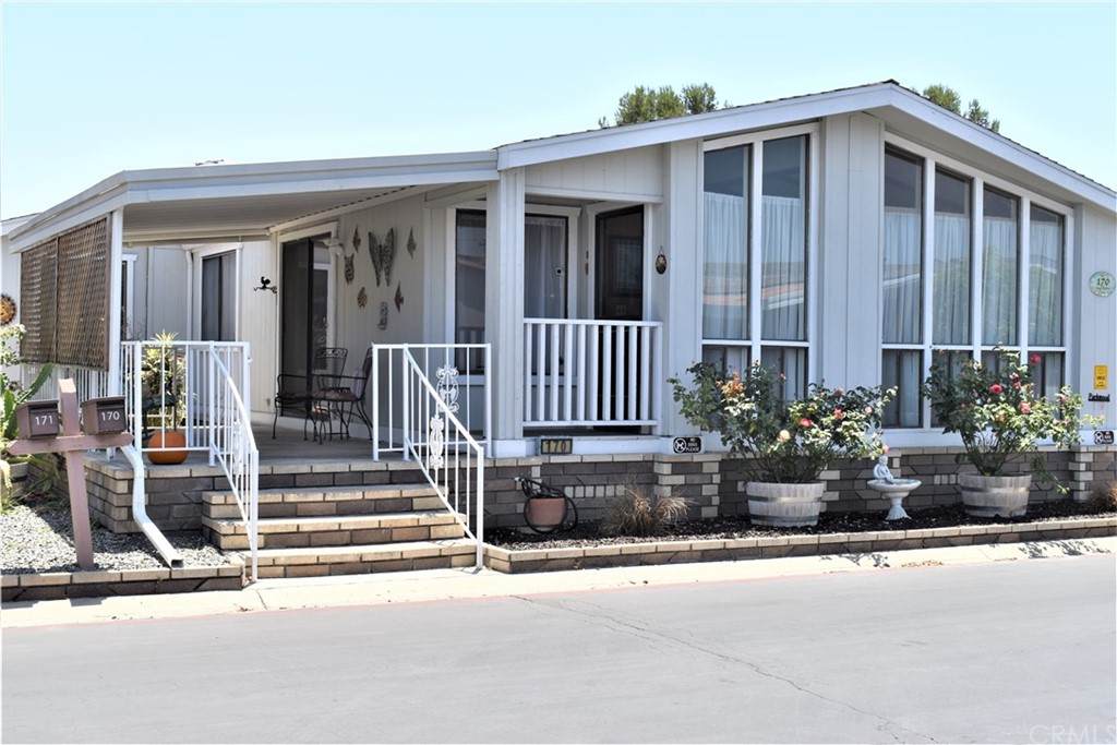 1919 Coronet Avenue - Photo 1