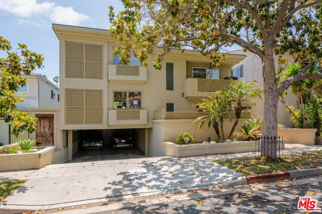 1524 10TH Street - Photo 1