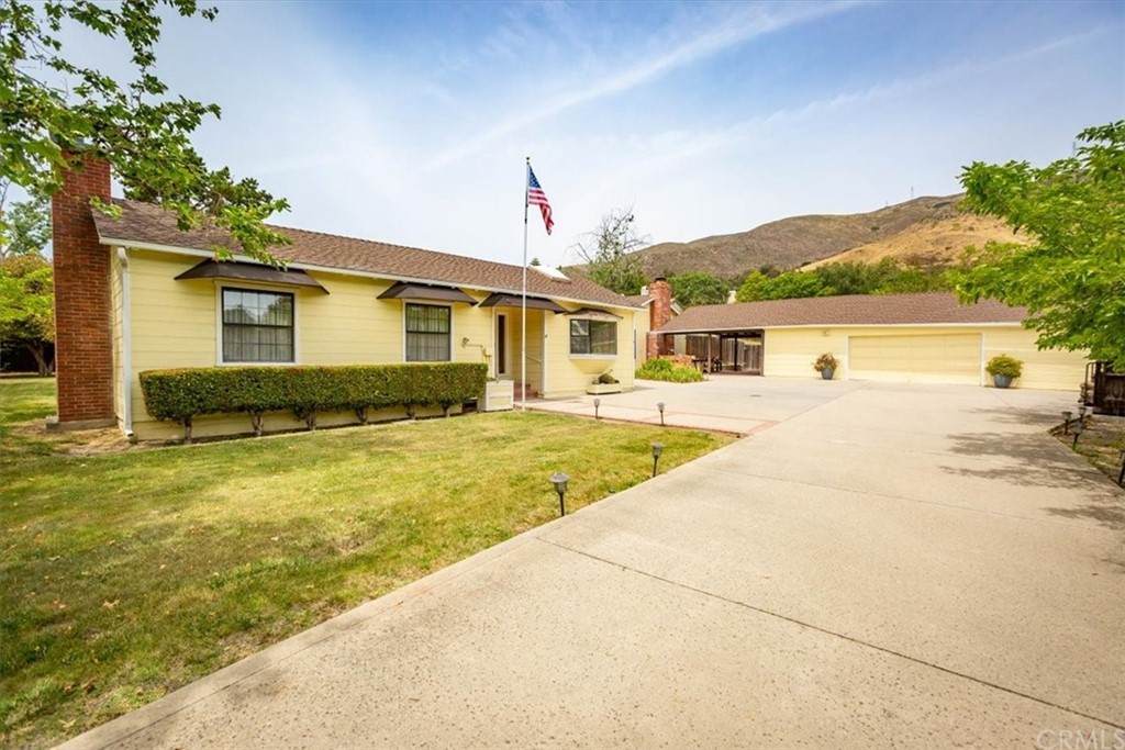 2700 Johnson Avenue - Photo 1