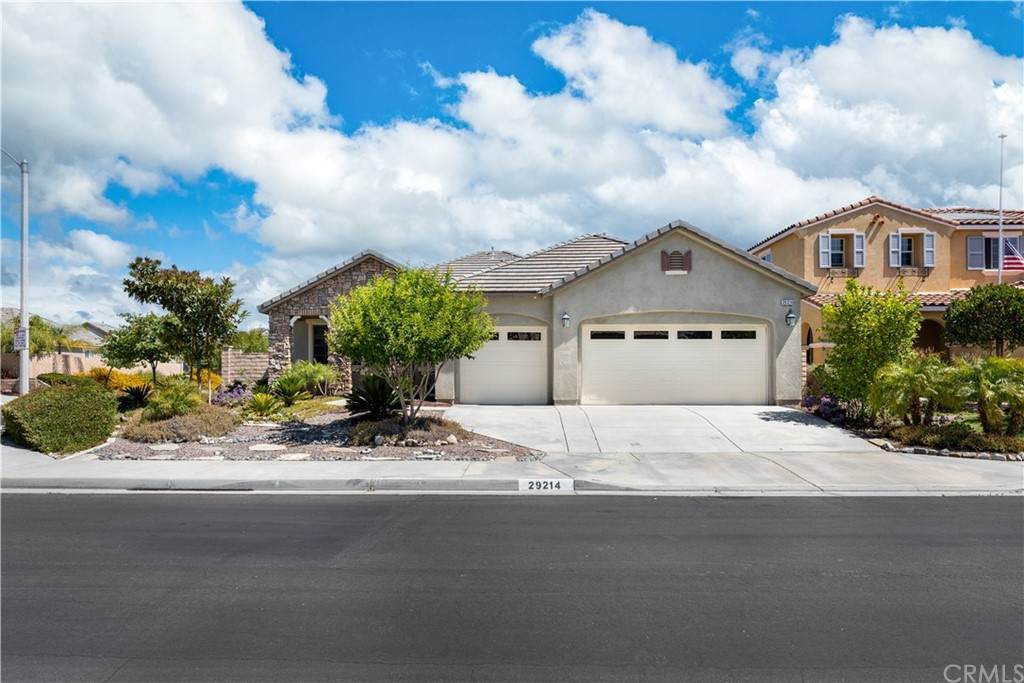 29214 Woodbridge Street - Photo 1