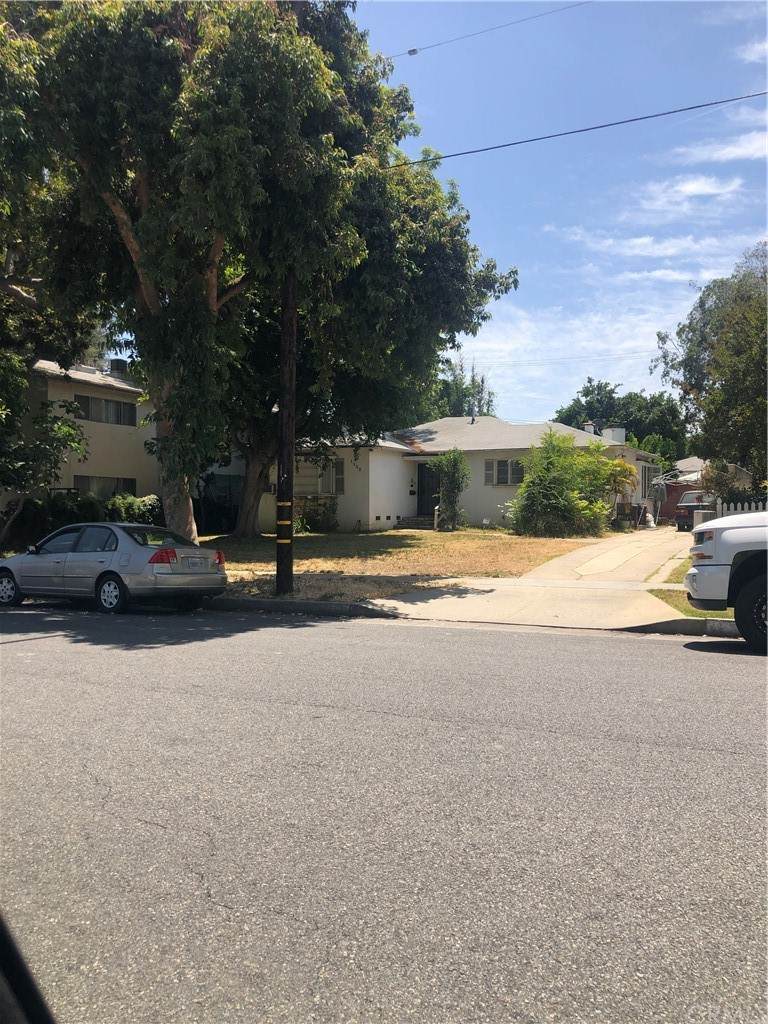 1123 Stoneman Avenue - Photo 1