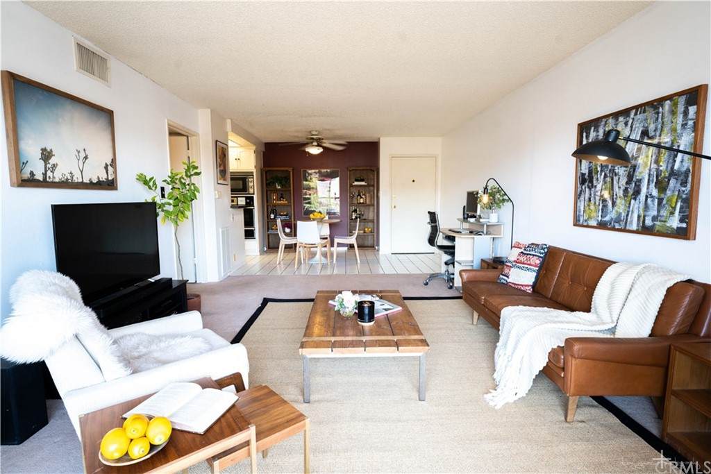 1525 Appleton Street - Photo 1