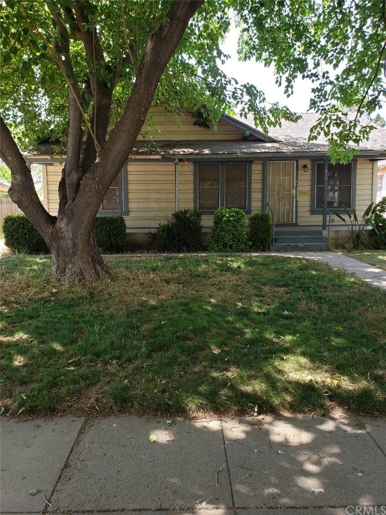 812 Kings Avenue - Photo 1