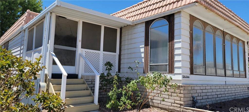 2494 Main - Photo 1