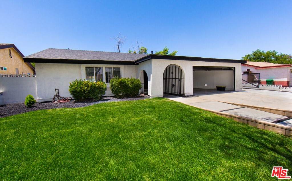 37837 29TH Street - Photo 1