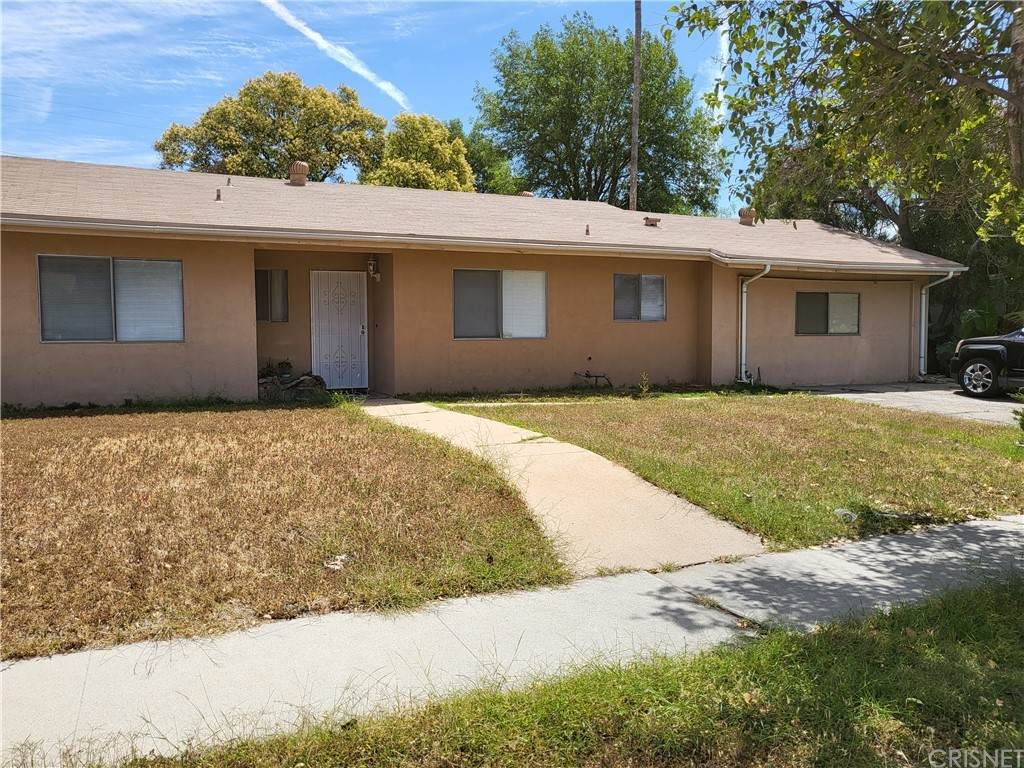 10418 Baird Avenue - Photo 1