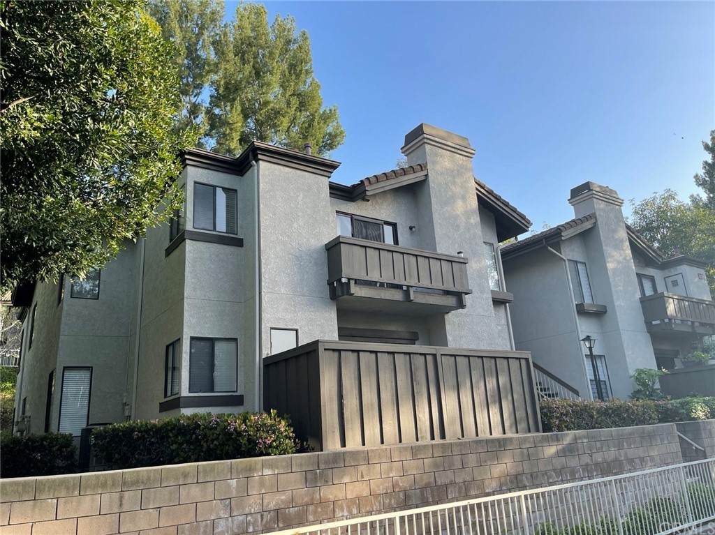 22761 Lakeway Drive - Photo 1