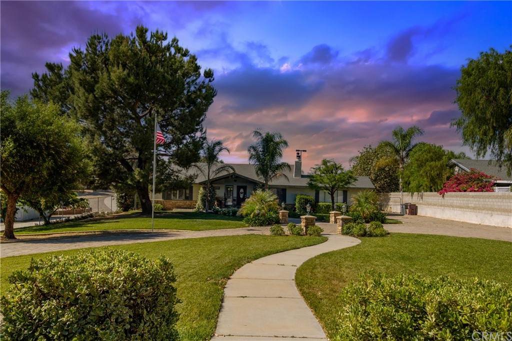 40432 Vista Road - Photo 1