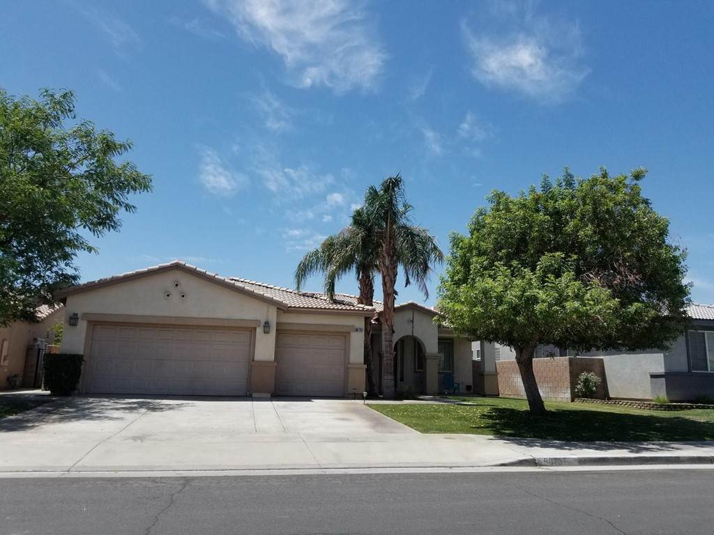 80737 Diamondback Trail - Photo 1