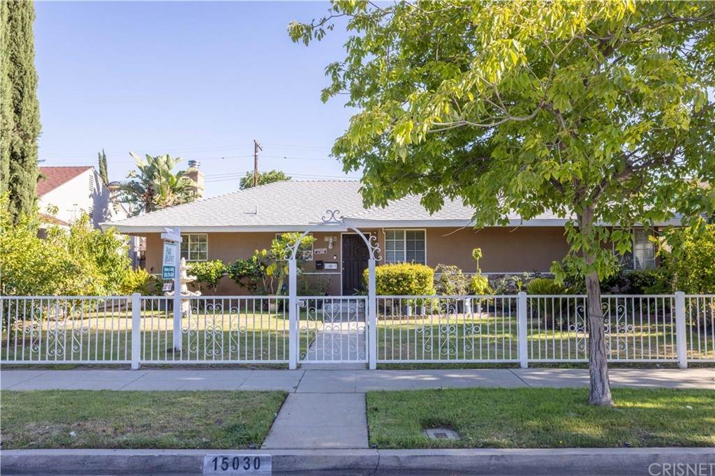 15030 Devonshire Street - Photo 1