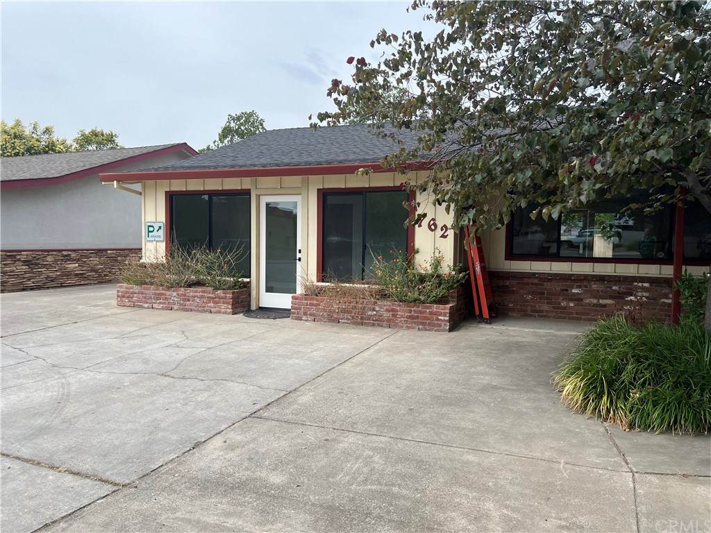 762 100 East Avenue - Photo 1