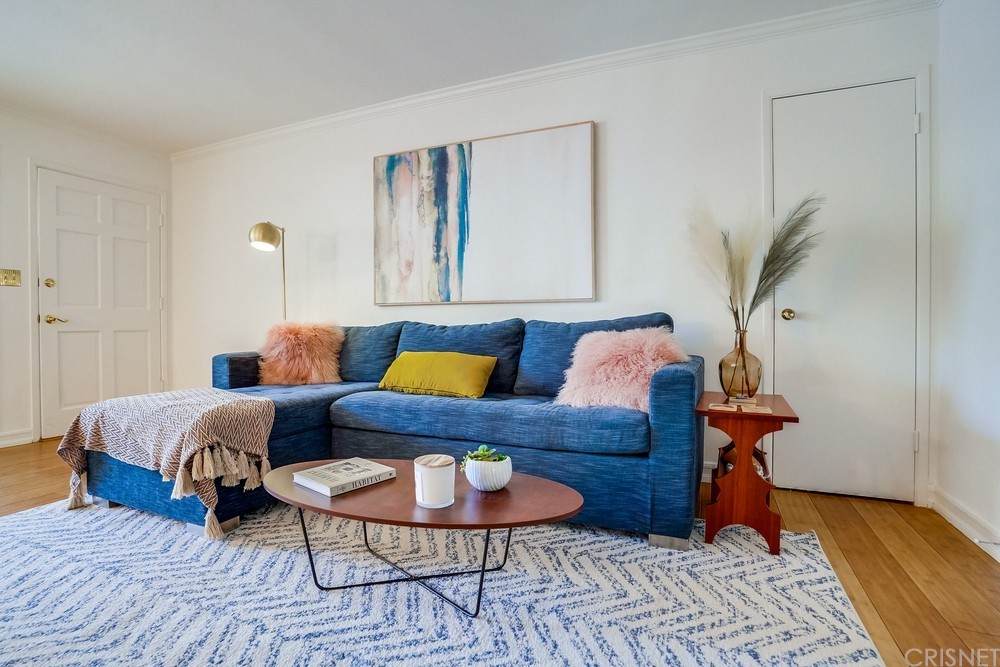 241 Avenue 57 - Photo 1