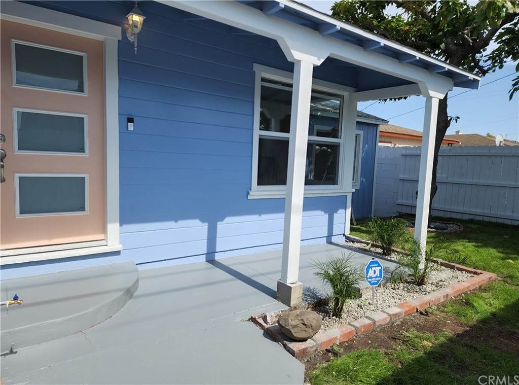 617 Euclid Street - Photo 1
