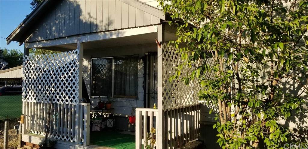 3033 El Noble Avenue - Photo 1