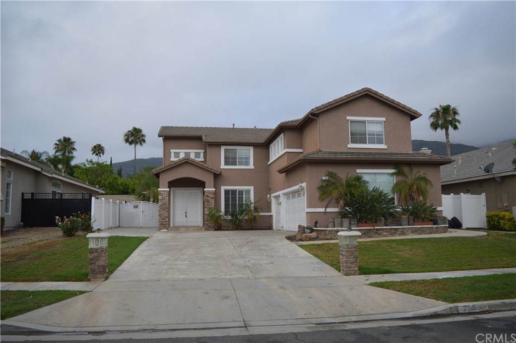 726 Hearst Way - Photo 1