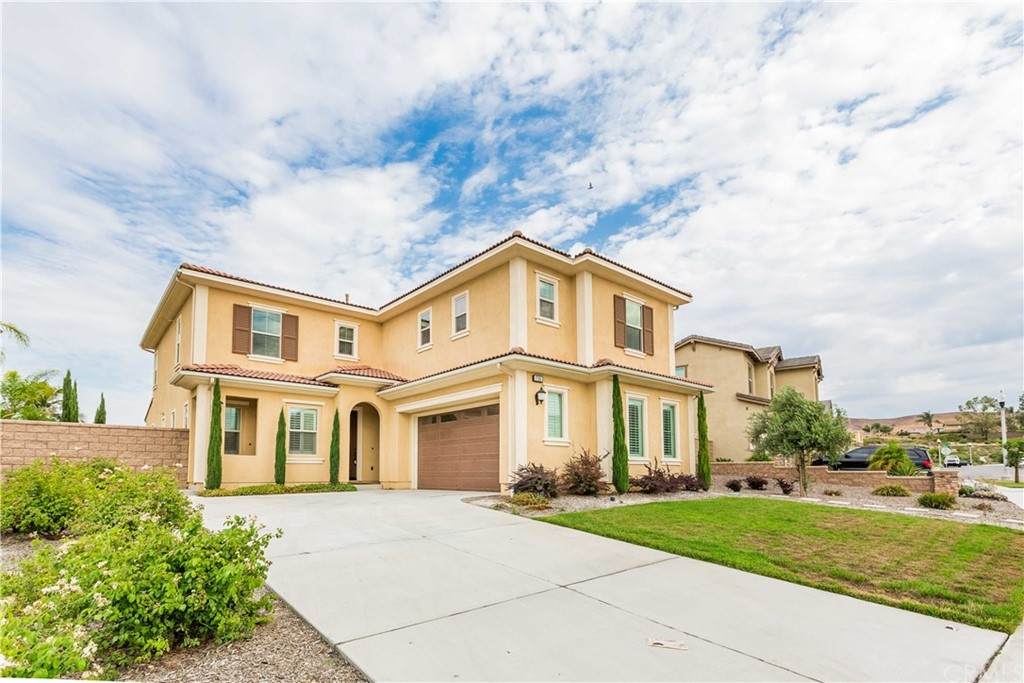 17201 Guarda Drive - Photo 1