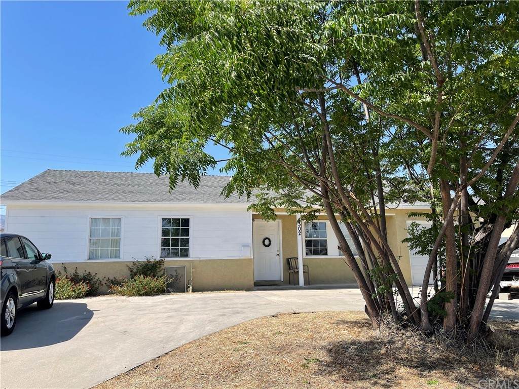 1302 Eureka Street - Photo 1