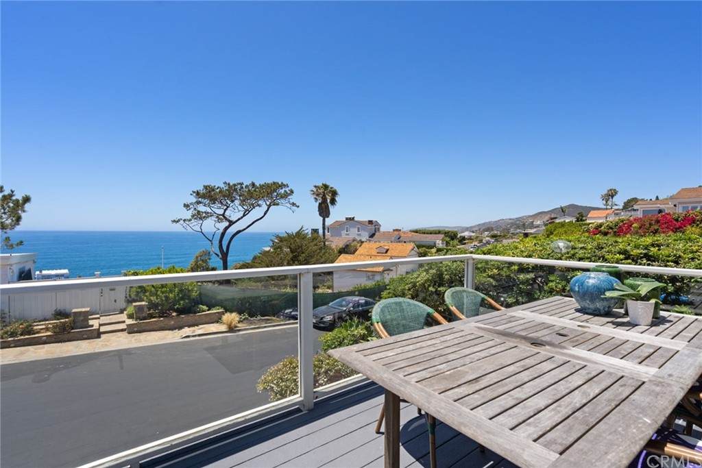 23 La Senda Drive - Photo 1