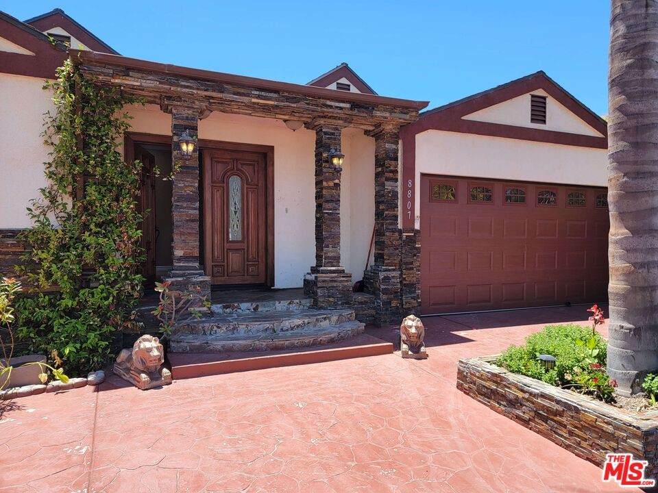 8807 Croydon Avenue - Photo 1