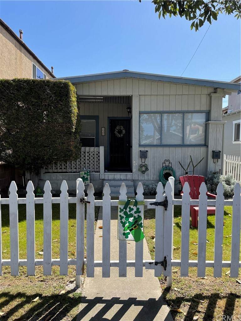 126 11th Street - Photo 1