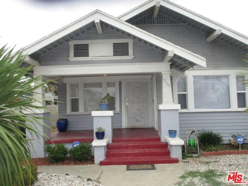 1304 89TH Street - Photo 1
