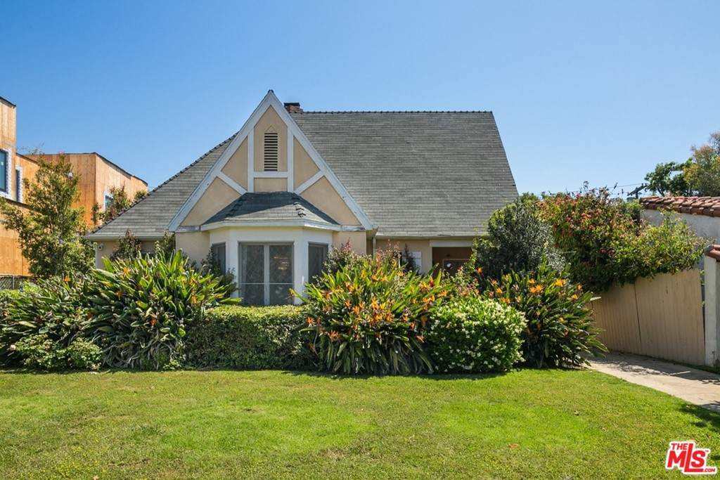 1342 Woodruff Avenue - Photo 1