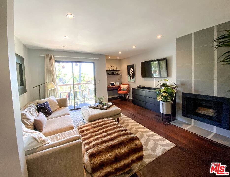 7505 Hampton Avenue - Photo 1