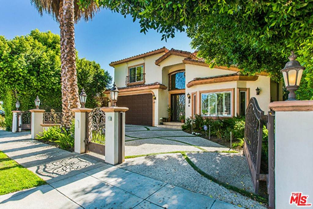 5425 Amigo Avenue - Photo 1
