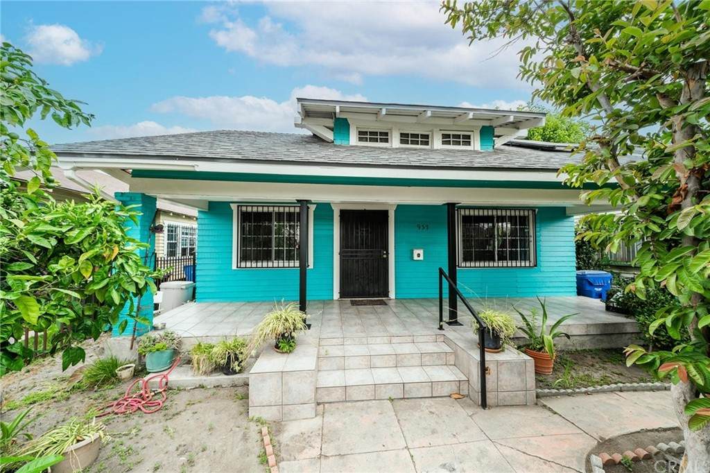 937 56th Street - Photo 1