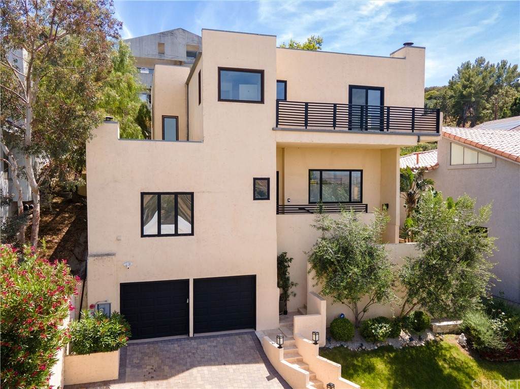 23630 Clover - Photo 1