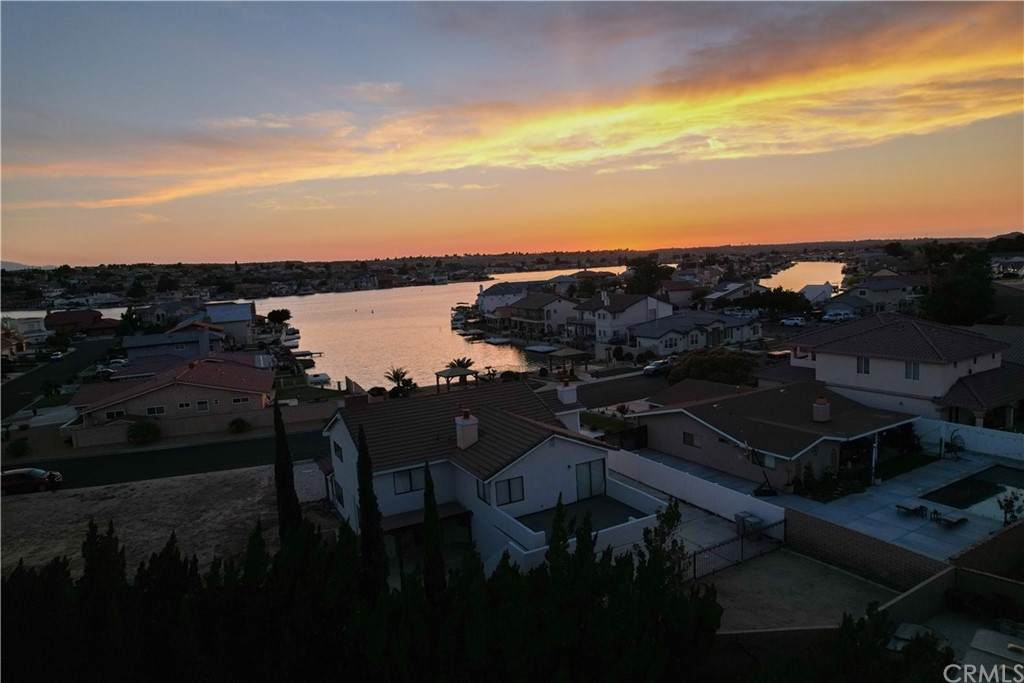 18380 Lakeview Dr - Photo 1
