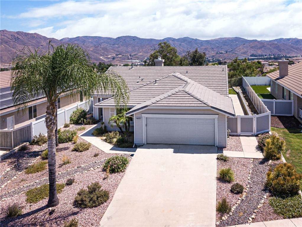 27510 Fallbrook Court - Photo 1