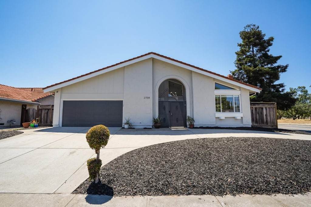2708 Babe Ruth Drive - Photo 1