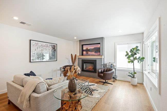 429 Magnolia Street - Photo 1