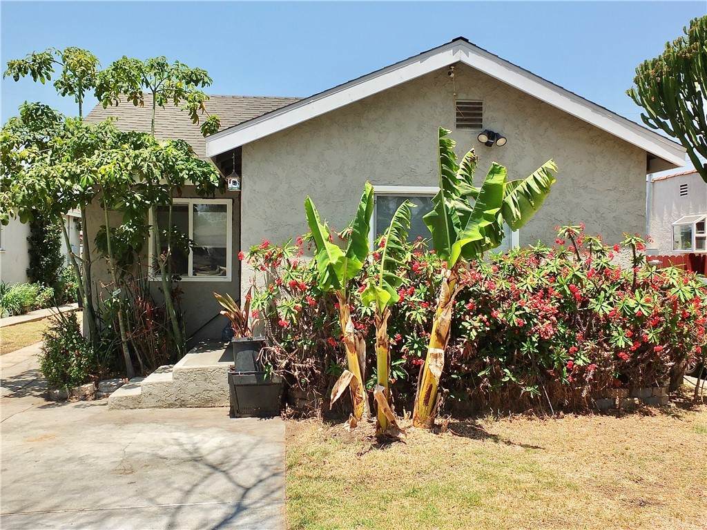 1901 Poinsettia Street - Photo 1
